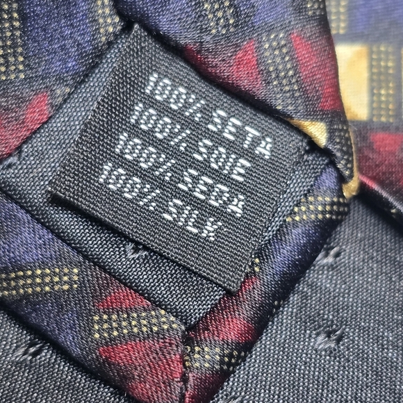 Giorgio Brutini Modern Navy Wine Gold Tie with Geometric Pattern 100%silk Mens - Picture 5 of 6